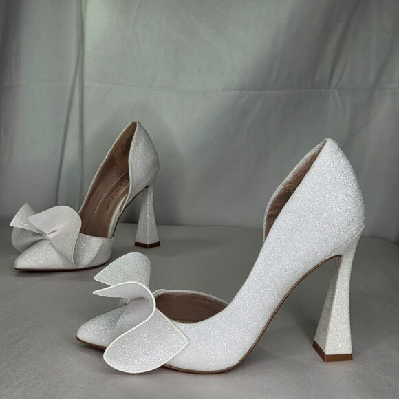 Betsey Johnson Women's Nobble Sculpted Bow Pumps - Ivory Sparkle - Picture 1 of 10